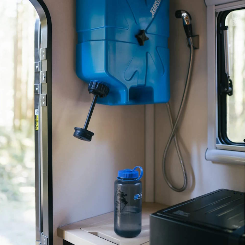 ICON Lifesaver Jerrycan™ Douche